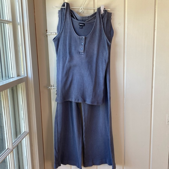 Gap Body pajamas set - Picture 1 of 7